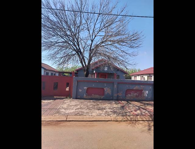 3 BEDROOM HOUSE FOR SALE IN SOSHANGUVE B